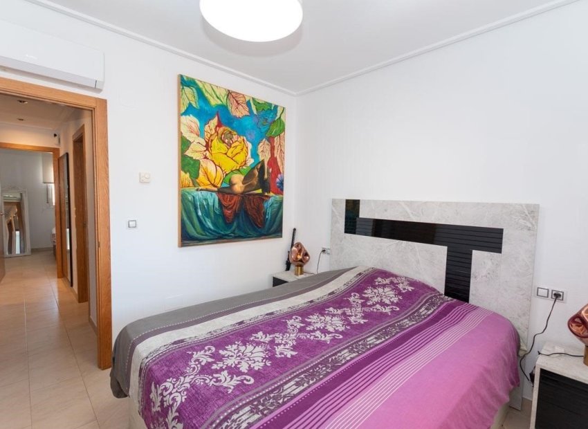 Resale - Apartment / flat - Orihuela Costa - Los Dolses