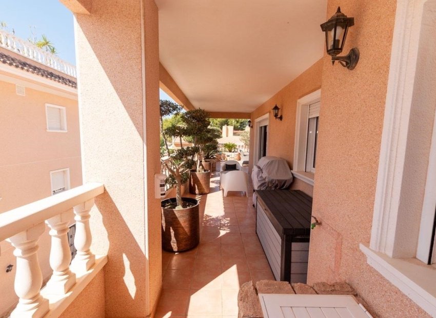 Resale - Apartment / flat - Orihuela Costa - Los Dolses