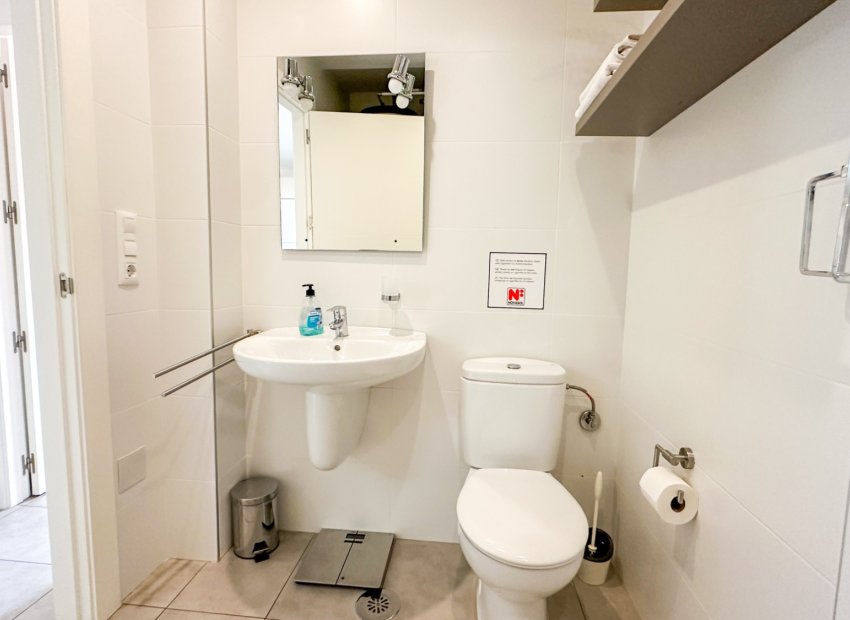 Resale - Apartment / flat - Orihuela Costa - Los Dolses