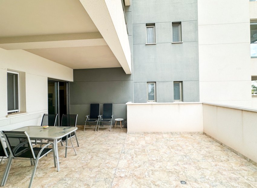 Resale - Apartment / flat - Orihuela Costa - Los Dolses