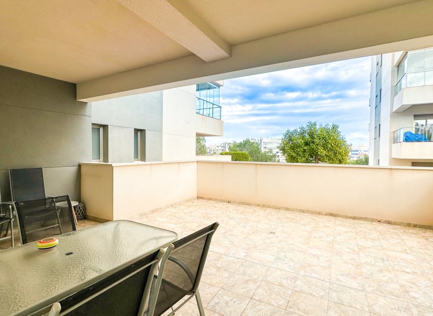 Resale - Apartment / flat - Orihuela Costa - Los Dolses