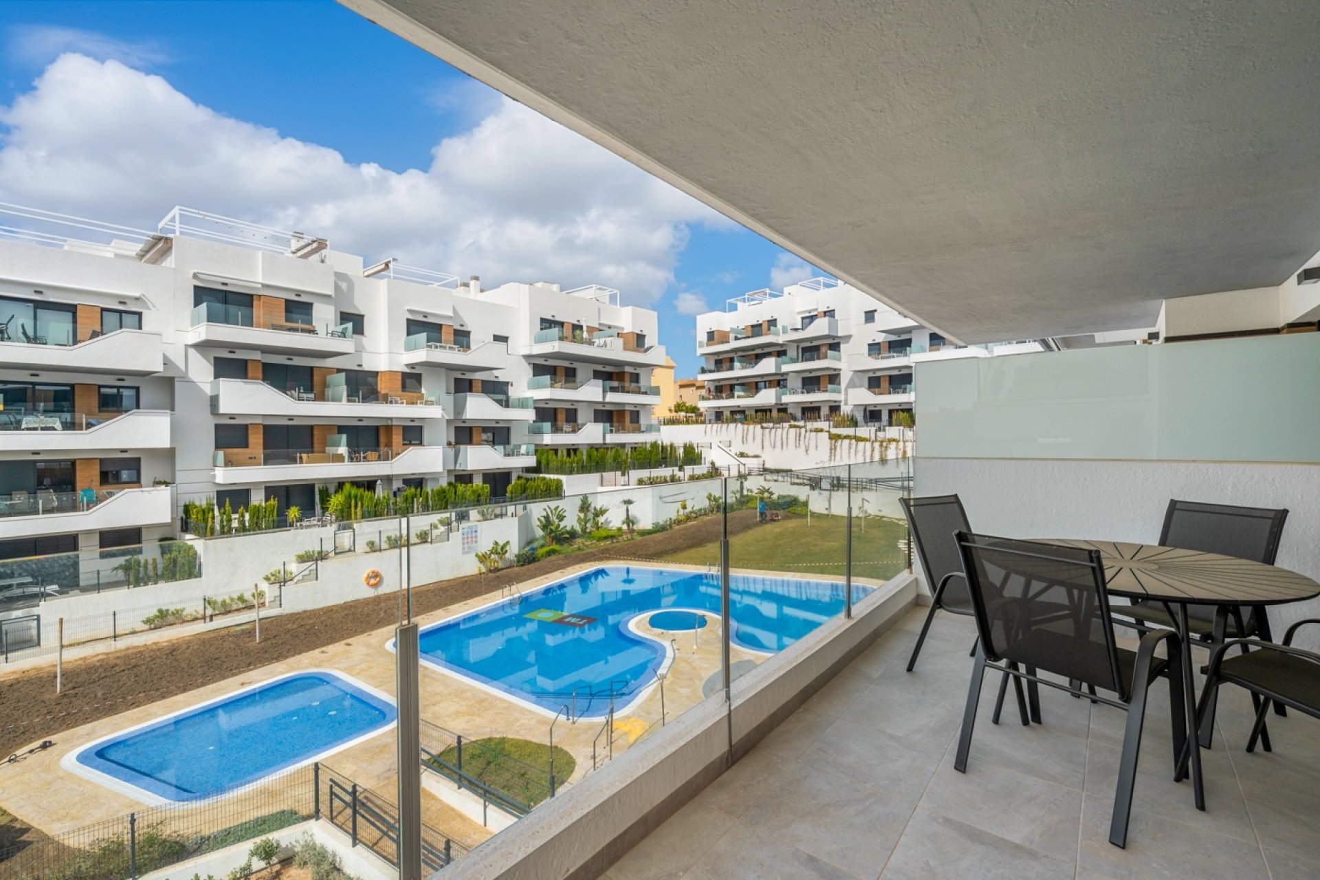 Resale - Apartment / flat - Orihuela Costa - Los Dolses