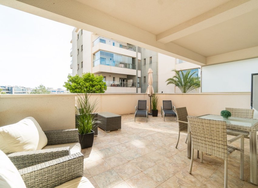 Resale - Apartment / flat - Orihuela Costa - Los Dolses