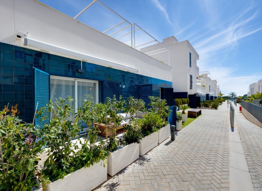 Resale - Apartment / flat - Orihuela Costa - Playa Flamenca