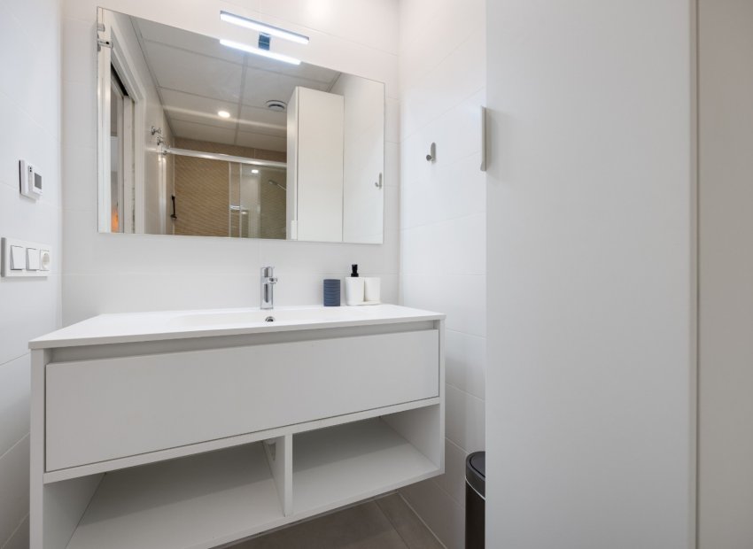 Resale - Apartment / flat - Orihuela Costa - Playa Flamenca