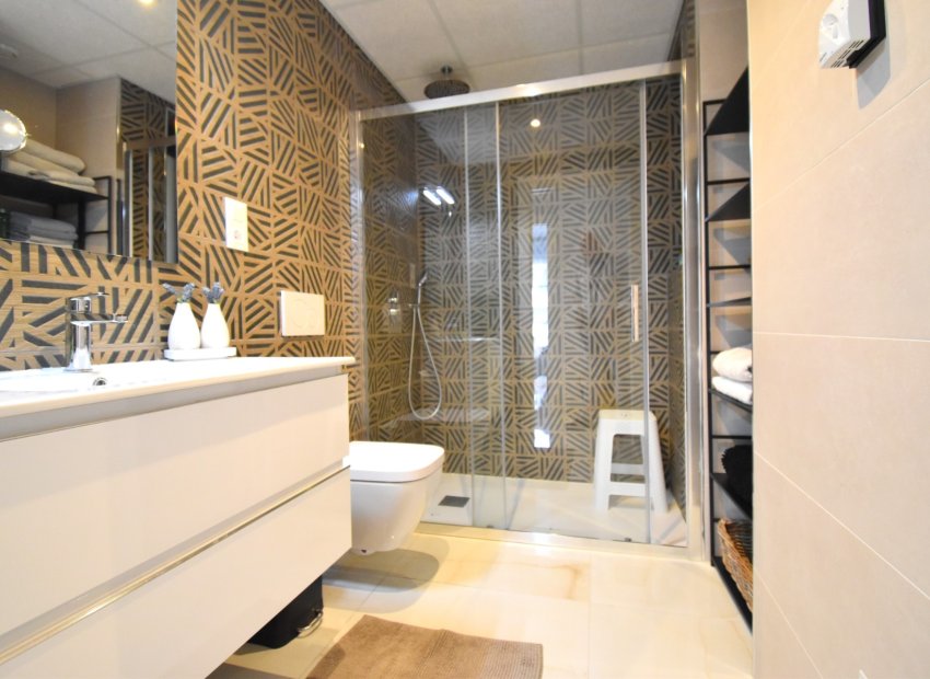 Resale - Apartment / flat - Orihuela Costa - Playa Flamenca