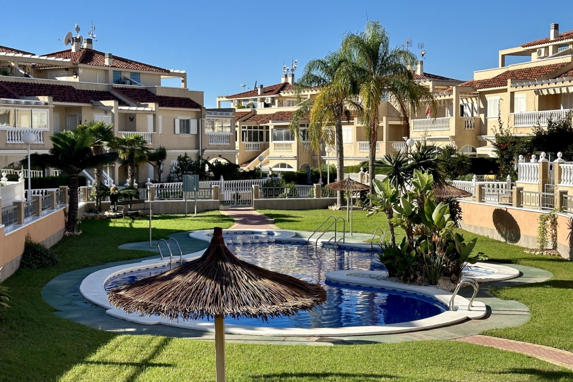 Resale - Apartment / flat - Orihuela Costa - Playa Flamenca