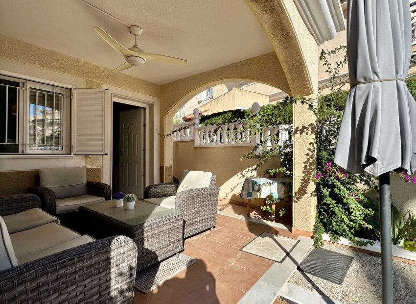 Resale - Apartment / flat - Orihuela Costa - Playa Flamenca