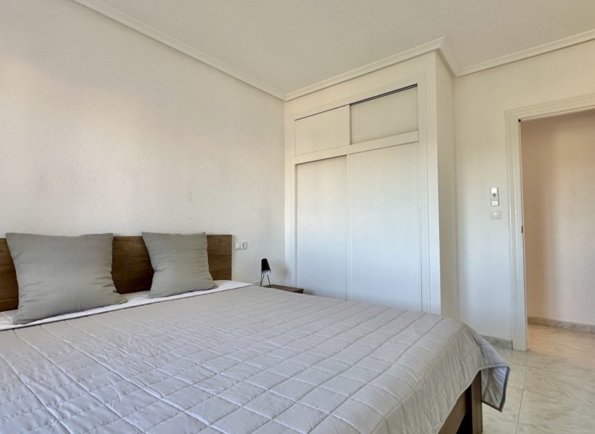 Resale - Apartment / flat - Orihuela Costa - Playa Flamenca