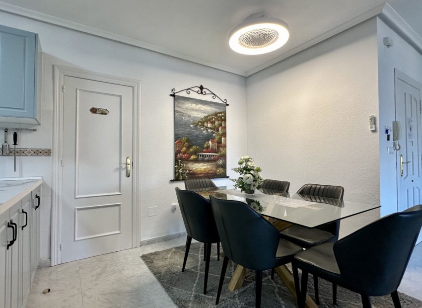 Resale - Apartment / flat - Orihuela Costa - Playa Flamenca