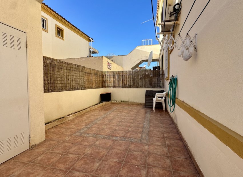 Resale - Apartment / flat - Orihuela Costa - Playa Flamenca