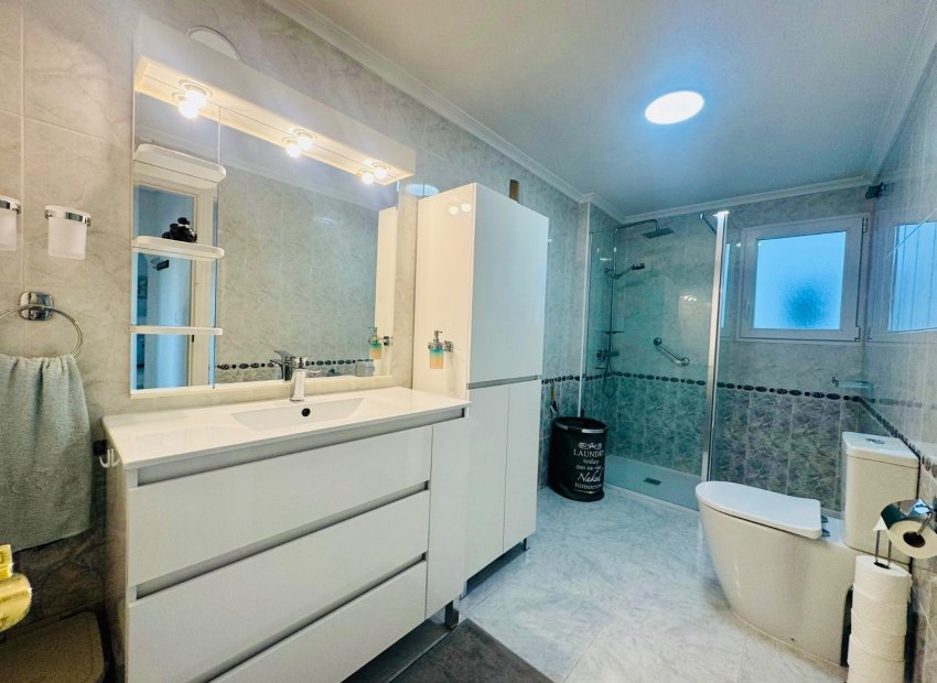 Resale - Apartment / flat - Orihuela Costa - Playa Flamenca