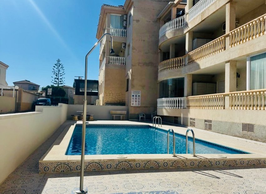 Resale - Apartment / flat - Orihuela Costa - Playa Flamenca