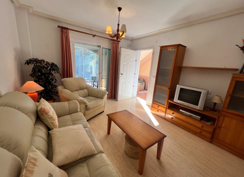 Resale - Apartment / flat - Orihuela Costa - Playa Flamenca