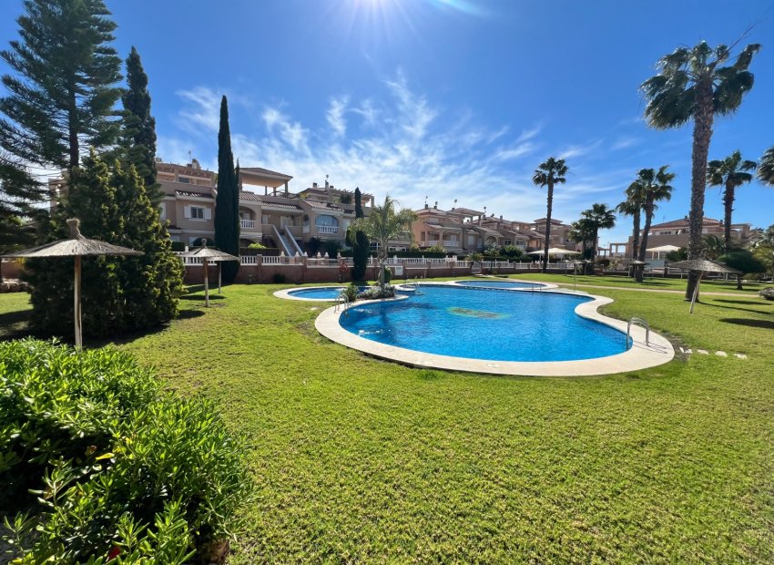 Resale - Apartment / flat - Orihuela Costa - Playa Flamenca