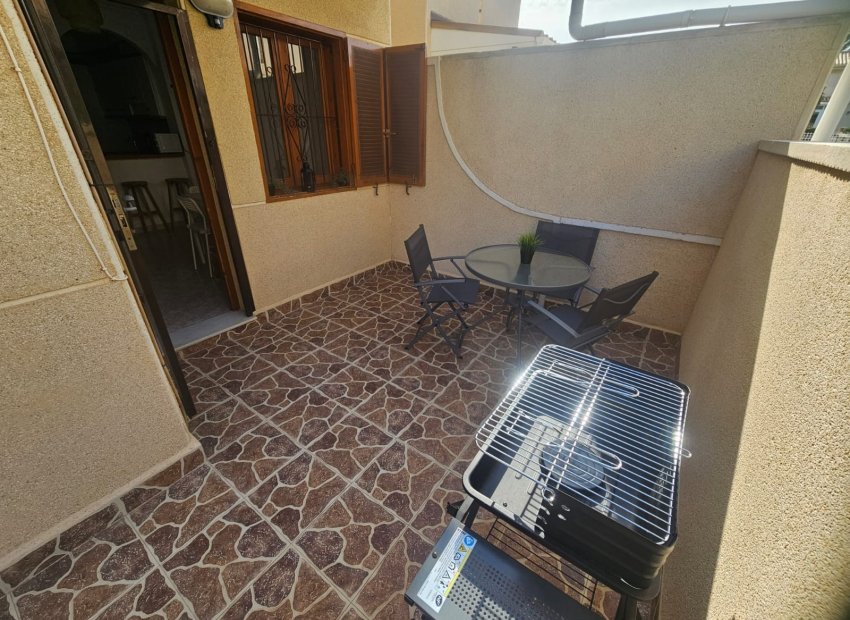 Resale - Apartment / flat - Orihuela Costa - Playa Flamenca