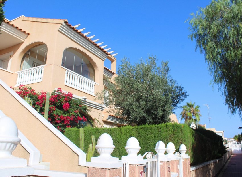 Resale - Apartment / flat - Orihuela Costa - Playa Flamenca