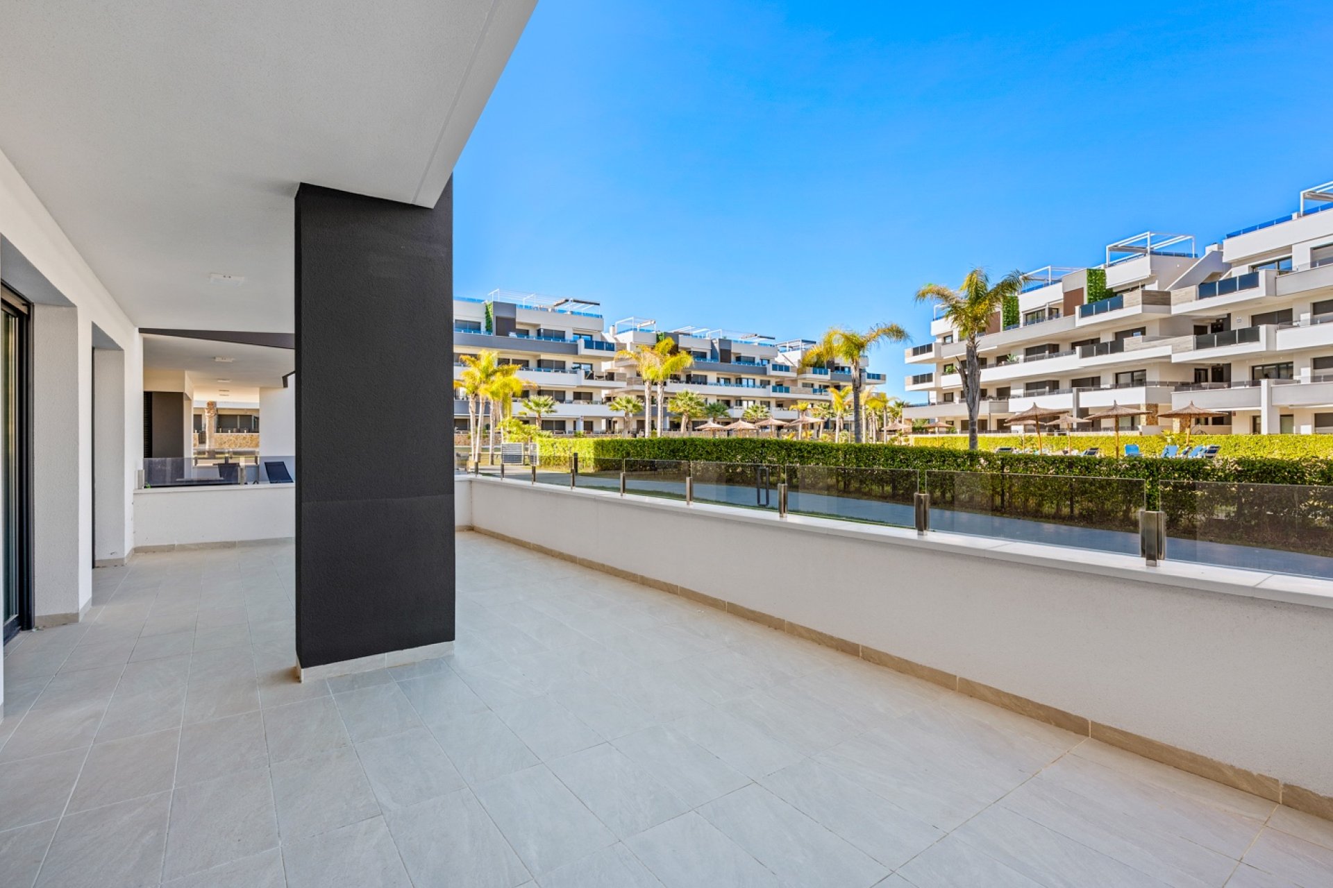 Resale - Apartment / flat - Orihuela Costa - Playa Flamenca