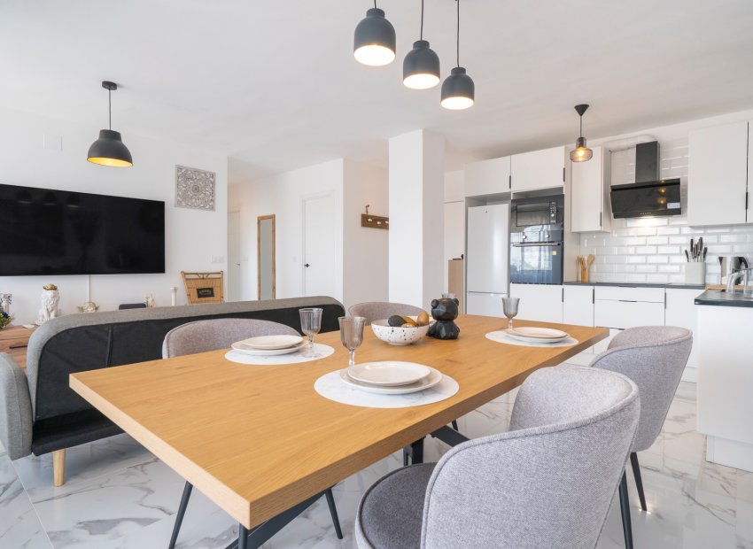 Resale - Apartment / flat - Orihuela Costa - Punta Prima