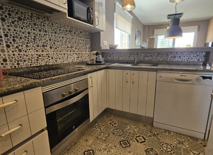 Resale - Apartment / flat - Orihuela Costa - Punta Prima