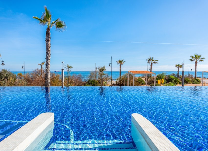 Resale - Apartment / flat - Orihuela Costa - Punta Prima