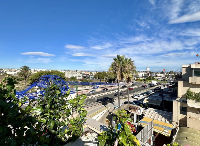 Resale - Apartment / flat - Orihuela Costa - Punta Prima