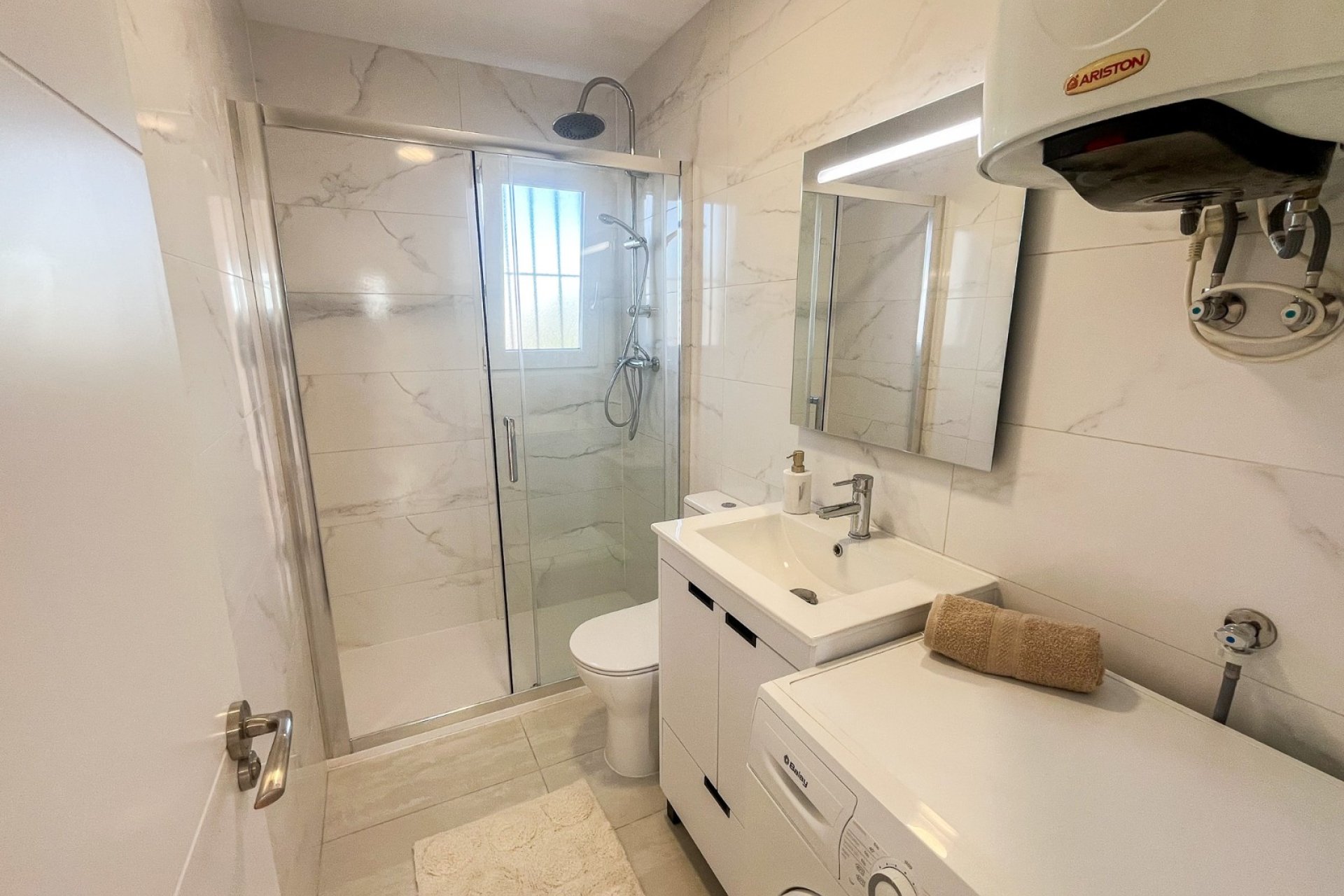 Resale - Apartment / flat - Orihuela Costa - Punta Prima