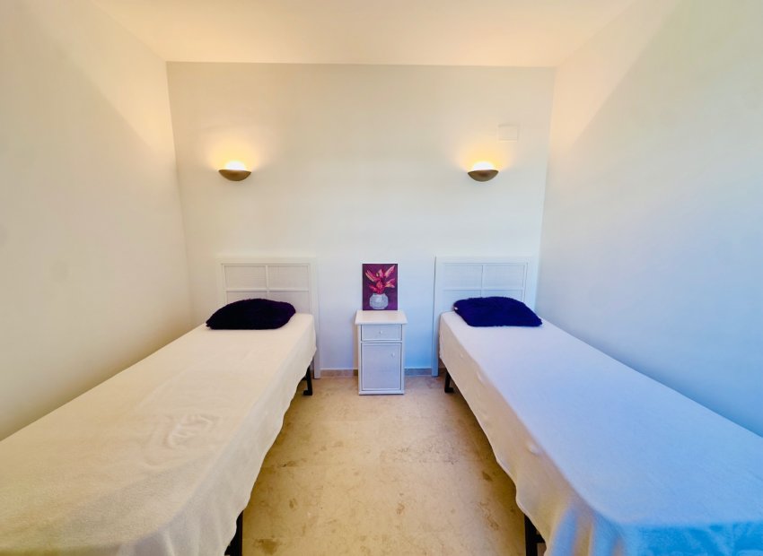 Resale - Apartment / flat - Orihuela Costa - Punta Prima