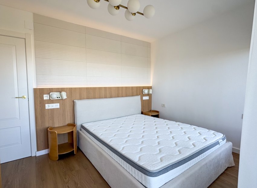 Resale - Apartment / flat - Orihuela Costa - Punta Prima