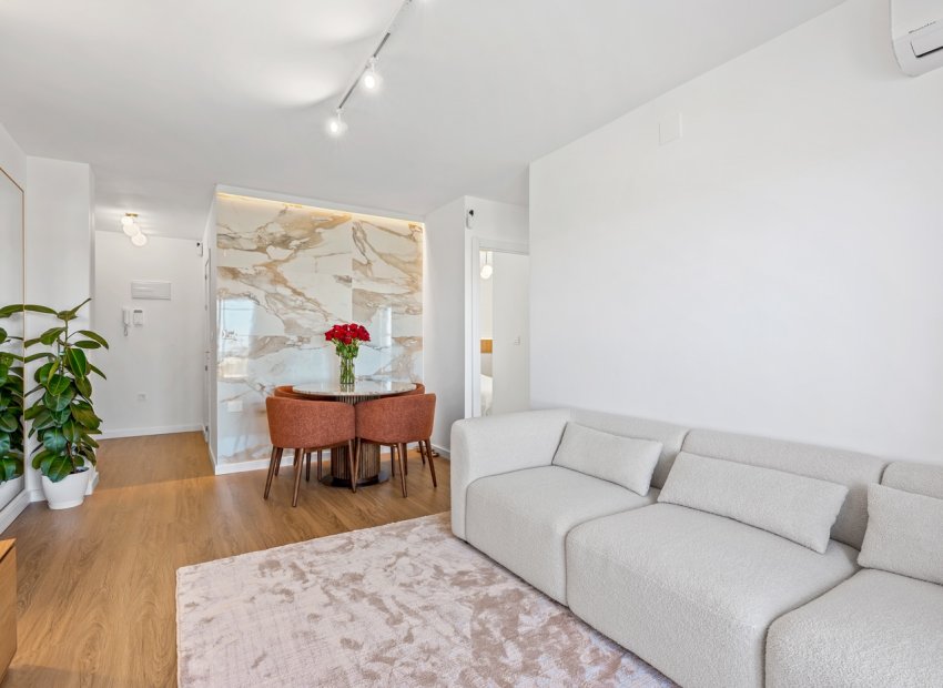 Resale - Apartment / flat - Orihuela Costa - Punta Prima