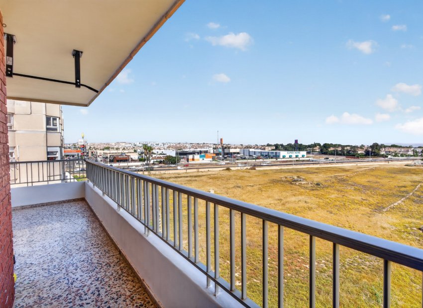 Resale - Apartment / flat - Orihuela Costa - Punta Prima