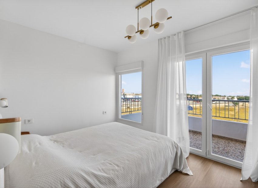 Resale - Apartment / flat - Orihuela Costa - Punta Prima