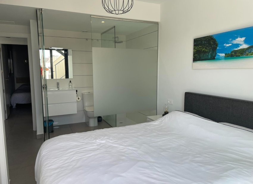 Resale - Apartment / flat - Orihuela Costa - Villamartín