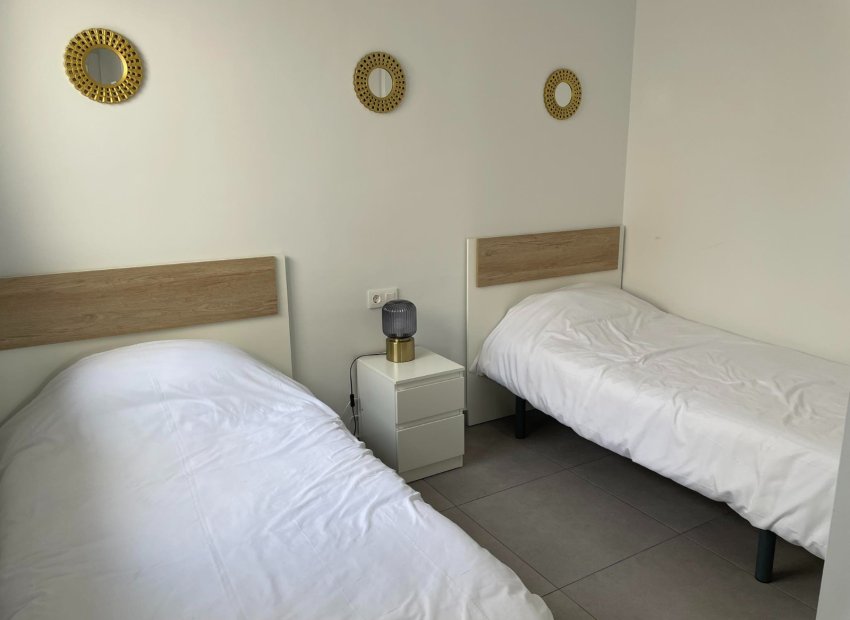 Resale - Apartment / flat - Orihuela Costa - Villamartín