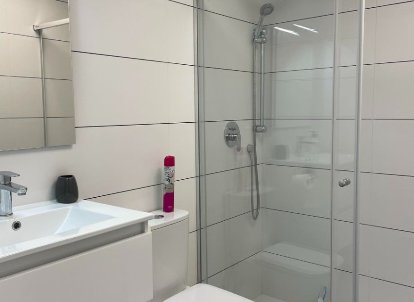 Resale - Apartment / flat - Orihuela Costa - Villamartín