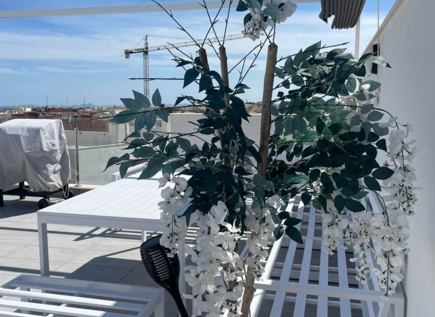 Resale - Apartment / flat - Orihuela Costa - Villamartín