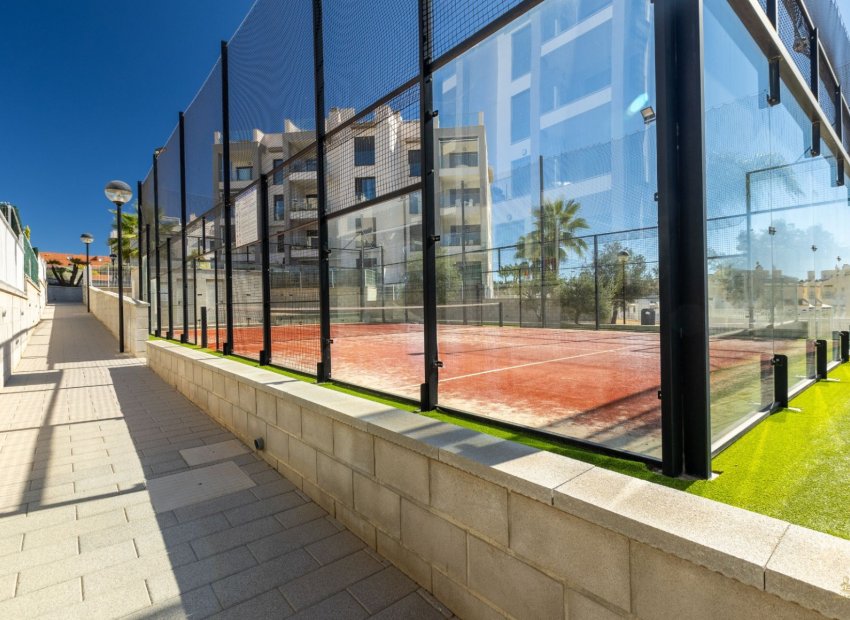 Resale - Apartment / flat - Orihuela Costa - Villamartín