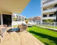 Resale - Apartment / flat - Orihuela Costa - Villamartín