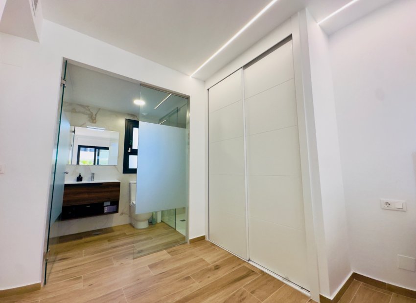 Resale - Apartment / flat - Orihuela Costa - Villamartín