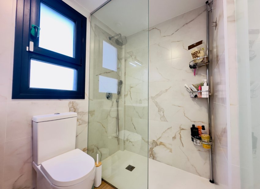 Resale - Apartment / flat - Orihuela Costa - Villamartín