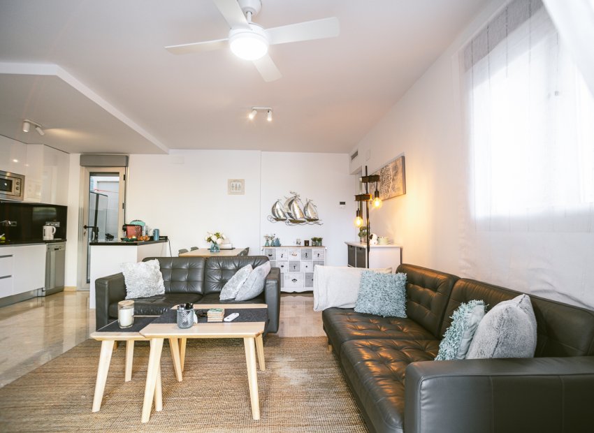 Resale - Apartment / flat - Orihuela Costa - Villamartín