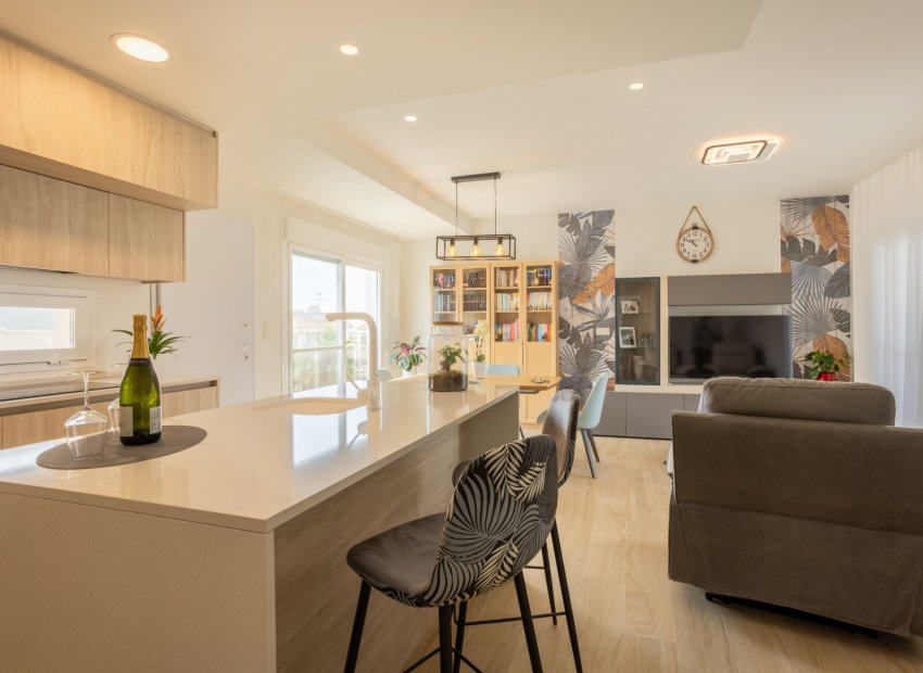 Resale - Apartment / flat - Orihuela Costa - Villamartín