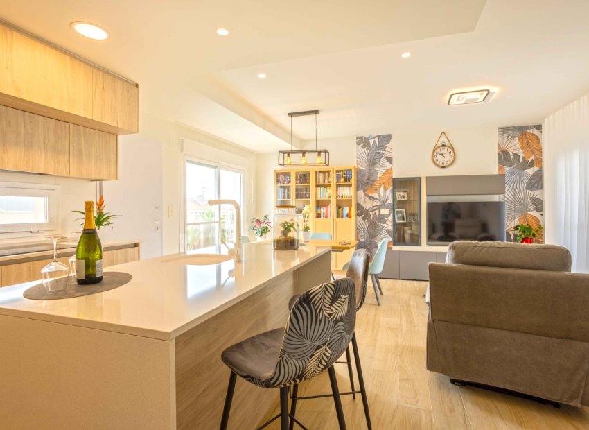 Resale - Apartment / flat - Orihuela Costa - Villamartín