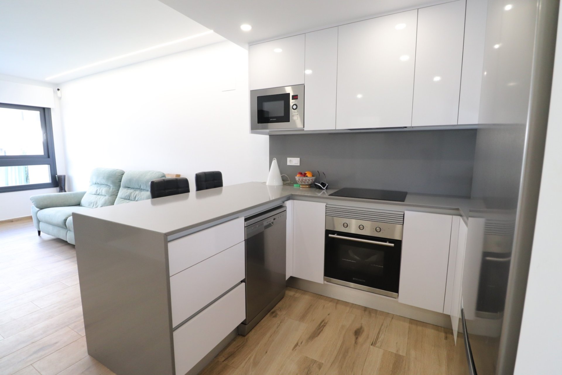 Resale - Apartment / flat - Orihuela Costa - Villamartín