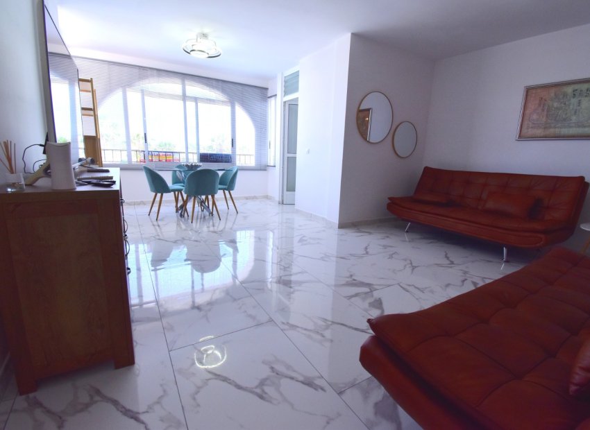Resale - Apartment / flat - Orihuela Costa - Villamartín