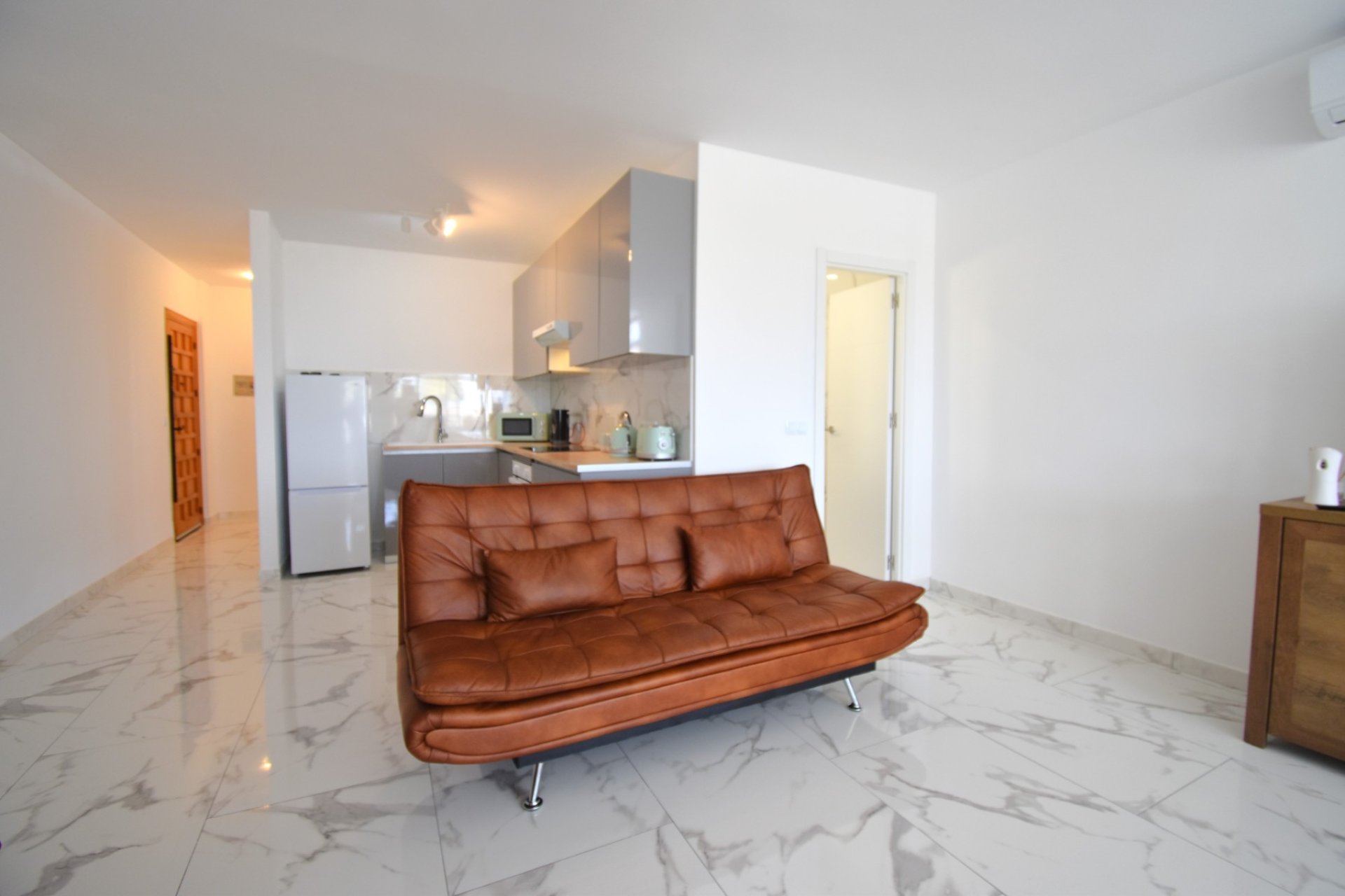 Resale - Apartment / flat - Orihuela Costa - Villamartín