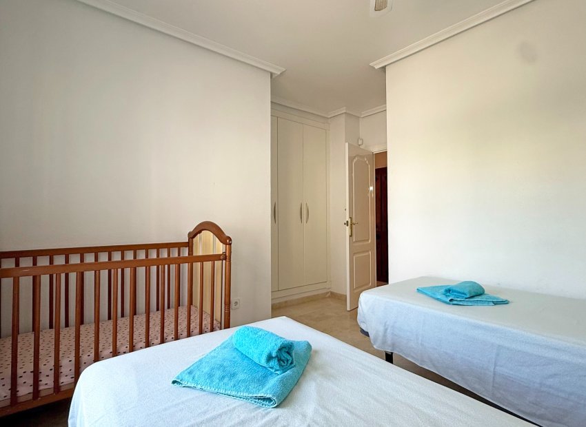 Resale - Apartment / flat - Orihuela Costa - Villamartín