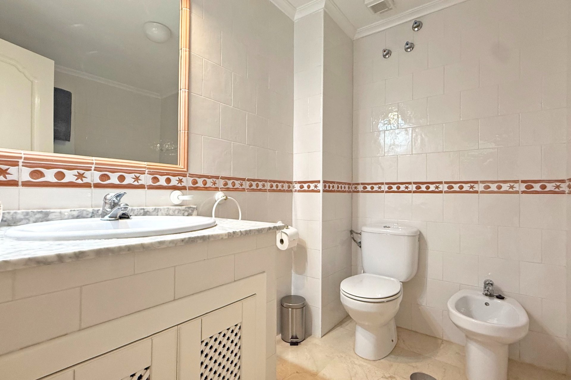 Resale - Apartment / flat - Orihuela Costa - Villamartín