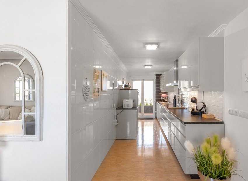 Resale - Apartment / flat - Orihuela Costa - Villamartín