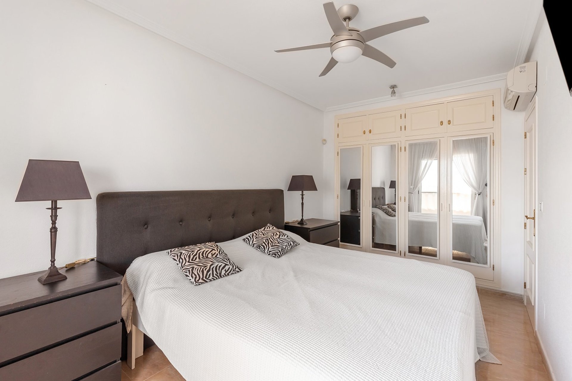 Resale - Apartment / flat - Orihuela Costa - Villamartín